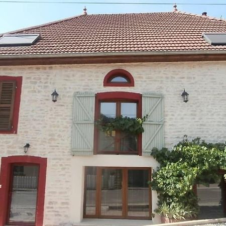 Gite 3 étoiles entre sources et rivière Besançon Vaire-le-Grand Exterior foto